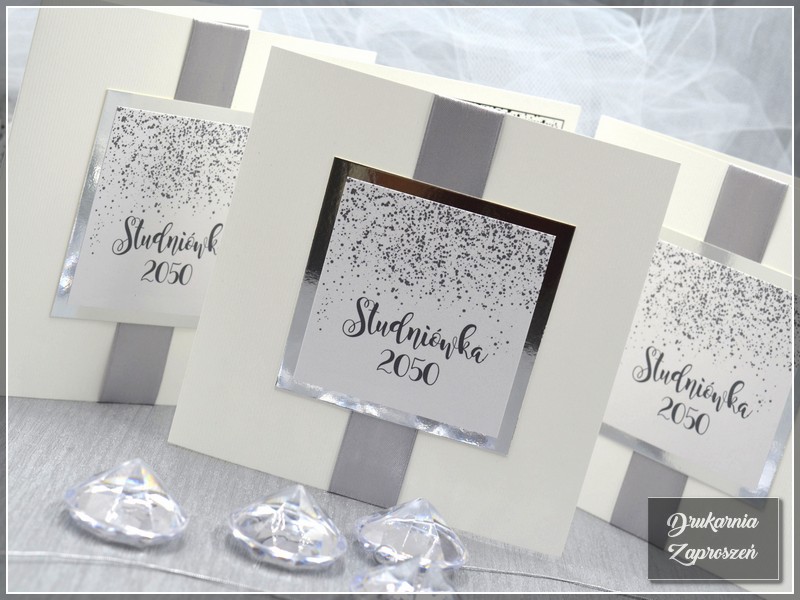 zaproszenia na studniówkę personalizowane srebrne ze wstążką CONFETTI SILVER