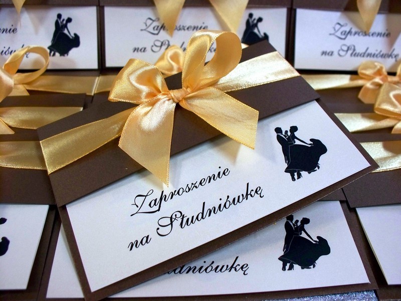 zaproszenia na studniówkę klasyczne personalizowane perłowe ze wstążką FRANCESCO