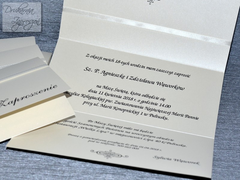 zaproszenia na osiemnastkę CLASSIC perłowe ze wstążką personalizowane Drukarnia Zaproszeń