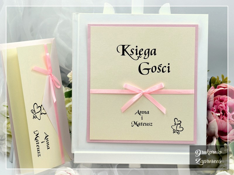 Księga gości personalizowana Classic Hearts